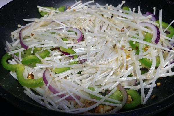 金针菇炒鸡蛋的做法图解10