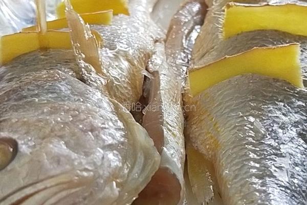 清蒸黄花鱼的做法图解5