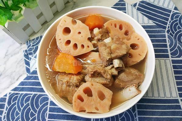 莲藕胡萝卜排骨汤的做法图解7