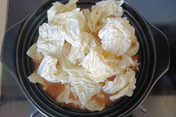 砂锅番茄白菜汤的做法图解7