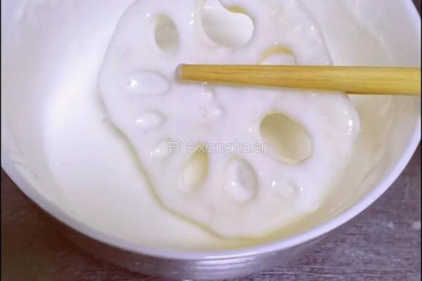 椒盐藕片的做法图解9