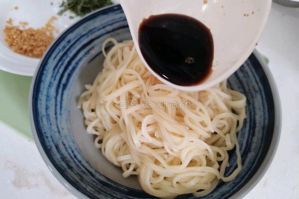 秘制干拌面的做法图解4