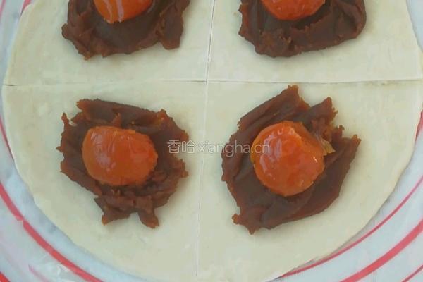 蛋黄酥的做法图解3