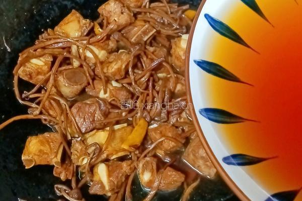 茶树菇烧排骨的做法图解8