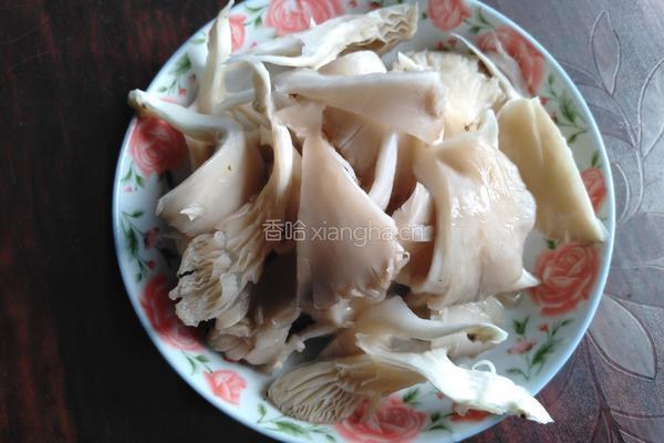 凉拌蘑菇 的做法图解2
