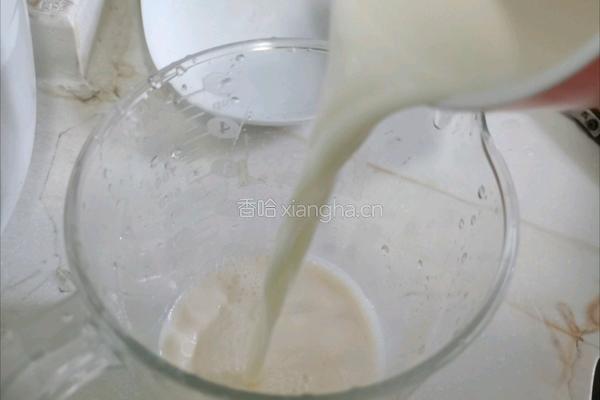 芒果奶昔的做法图解3