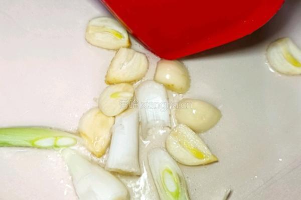 话梅栗子烧小排的做法图解9