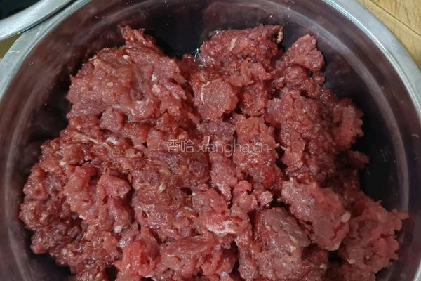 牛肉白菜馅的做法图解3