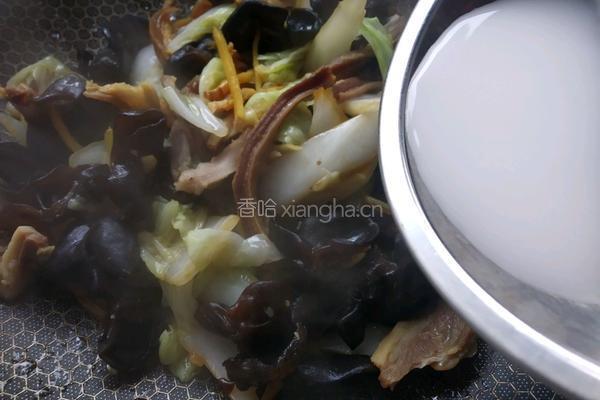 木耳白菜炒肚丝的做法图解8