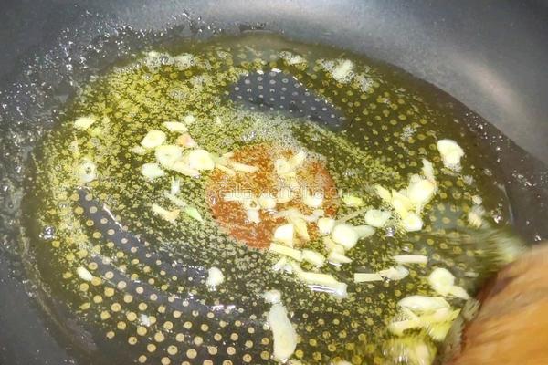 腌菜腊鸭腿的做法图解5