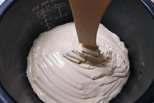 电饭煲戚风蛋糕的做法图解9