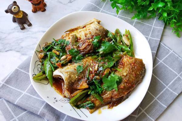 烧烤味红烧鱼的做法图解12