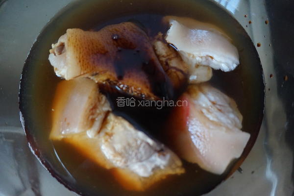 酒酿蹄髈的做法图解6