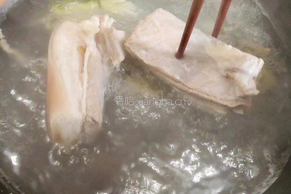 梅干菜烧肉的做法图解2