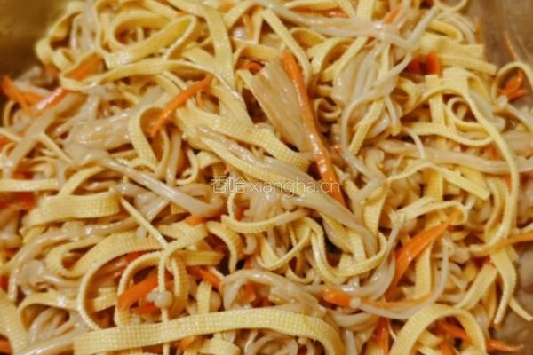 金针菇拌干豆腐胡萝卜丝的做法图解21