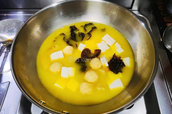 金汤鱼丸豆腐的做法图解3