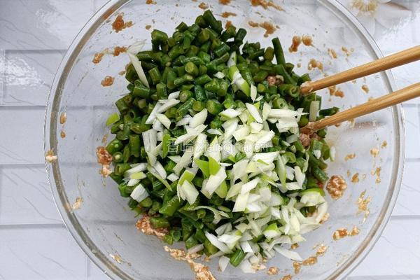猪肉豆角馅包子的做法图解15