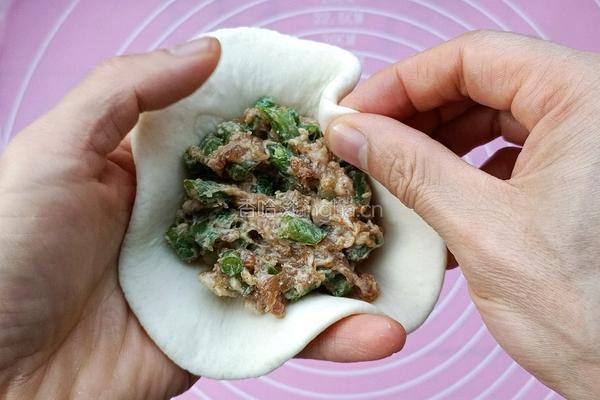 猪肉豆角馅包子的做法图解23