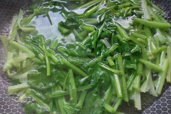 芹菜牛百叶的做法图解3