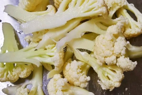 凉拌菜花的做法图解3