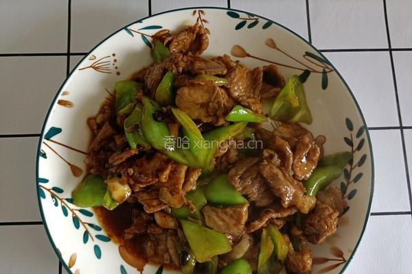 尖椒炒肉