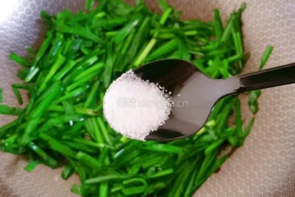 韭菜炒鸡蛋的做法图解10