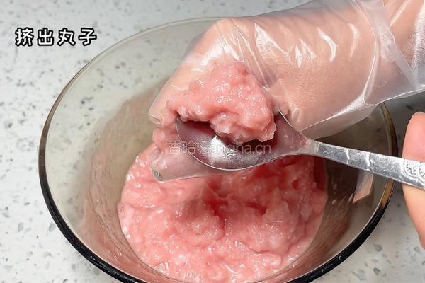 紫菜丸子汤的做法图解4