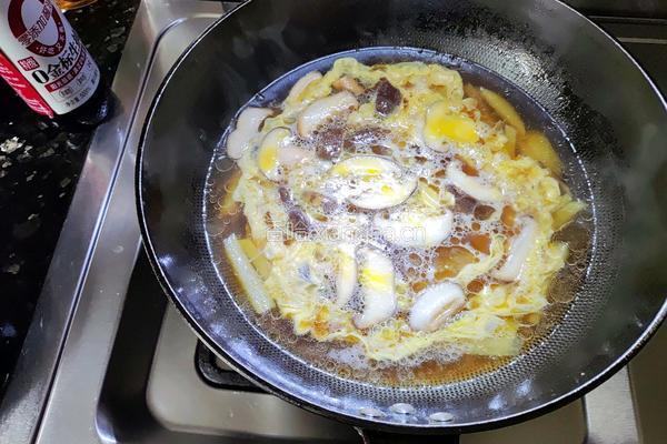 土豆香菇鸡蛋汤的做法图解6