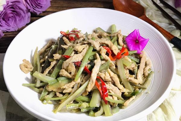 红菜苔梗炒肉的做法图解10
