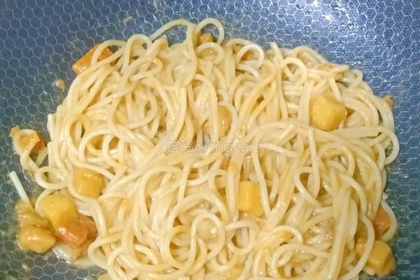 日式咖喱鸡肉意面的做法图解10