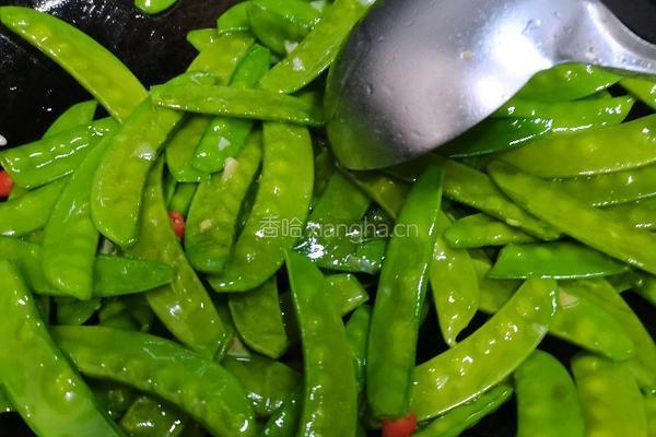 清炒荷兰豆的做法图解8