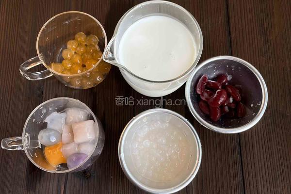 芋圆奶捞的做法图解1