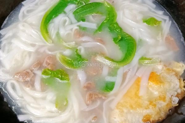 鸡蛋瘦肉汤河粉的做法图解7