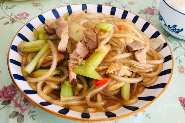猪肉粉条烩菜的做法图解14