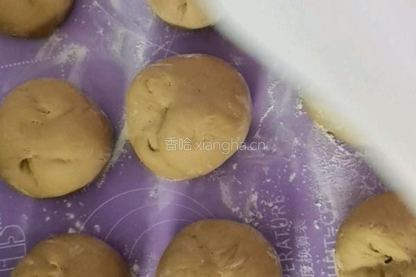 红糖开花馒头的做法图解6