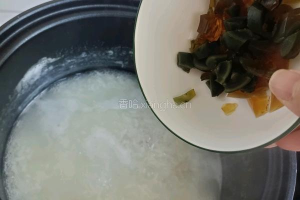 皮蛋瘦肉粥的做法图解10