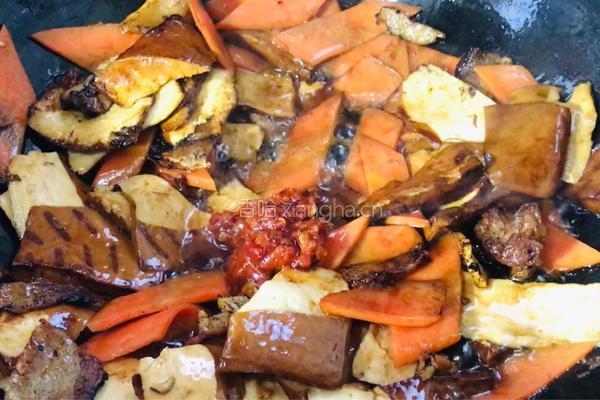 豆干遇上了白菜的做法图解10