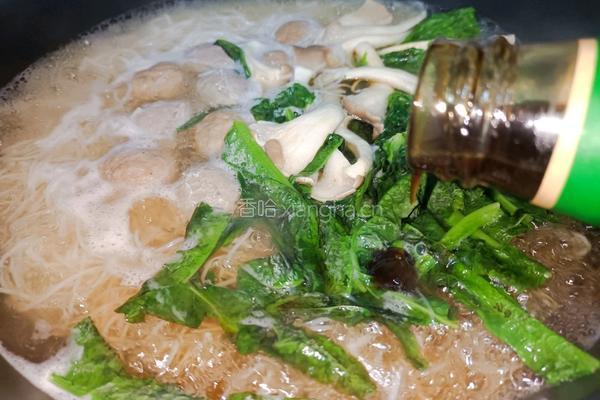 牛肉丸平菇米粉的做法图解7
