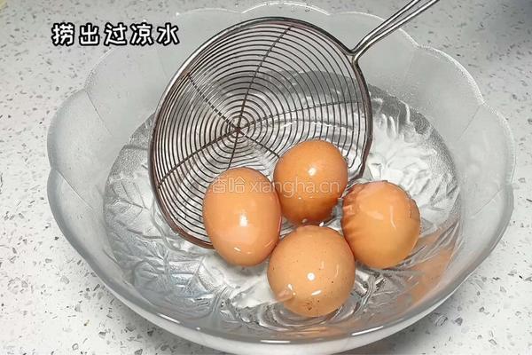 柠檬酸辣鸡蛋的做法图解2