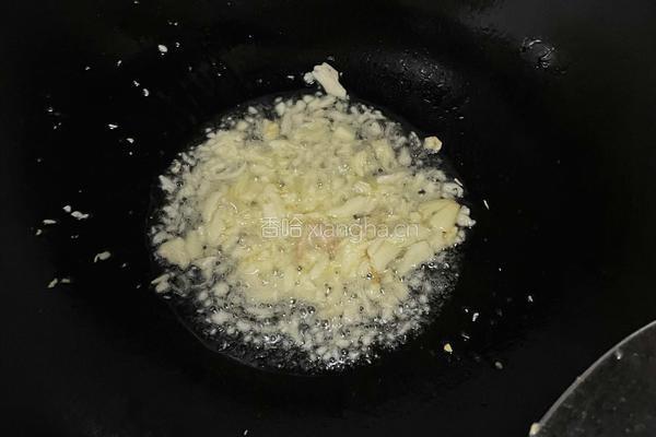好吃到舔盘的蒜香爆虾的做法图解3