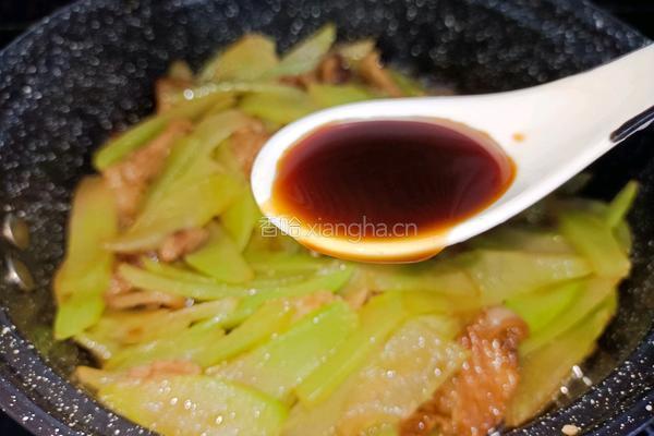 腩肉炒莴笋的做法图解9