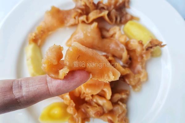 花胶金汤鸡的做法图解3