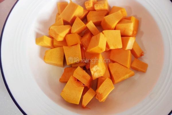 南瓜小米糊的做法图解2