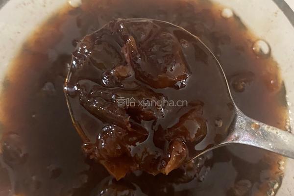 银耳桂圆红枣羹