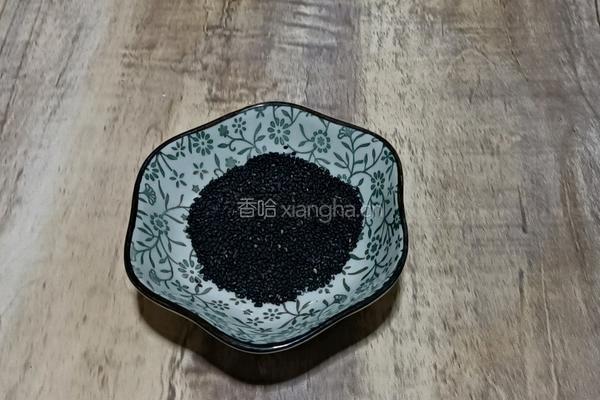 黑芝麻红薯饼的做法图解4