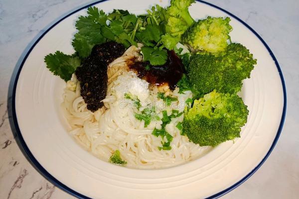 松茸牛肉酱拌面的做法图解13