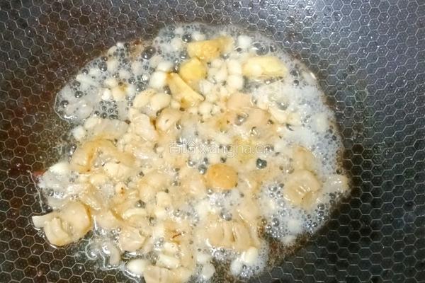 排骨时蔬焖饭的做法图解9