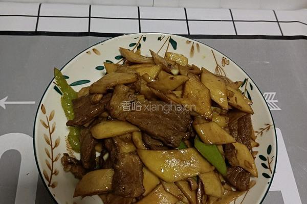 杏鲍菇炒肉