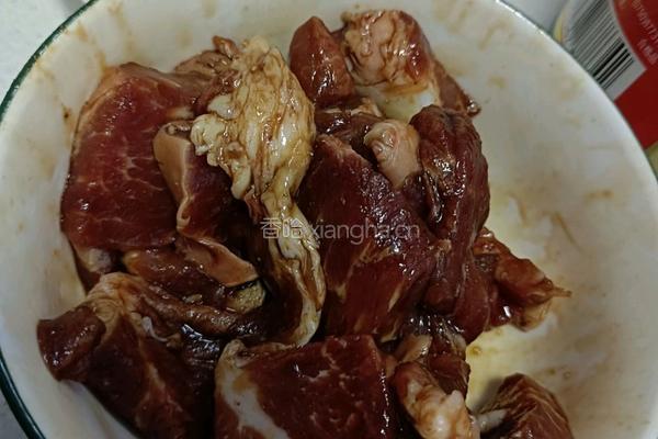 杏鲍菇炒肉的做法图解4