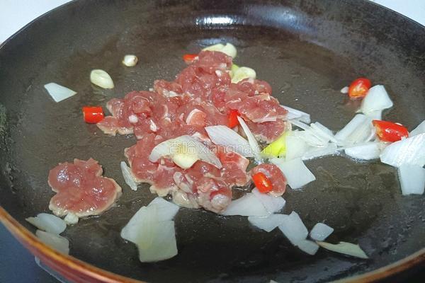 肉沫豆角拌饭的做法图解5